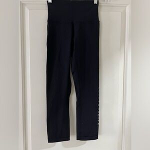 Lululemon x LifeTime crop leggings, 24